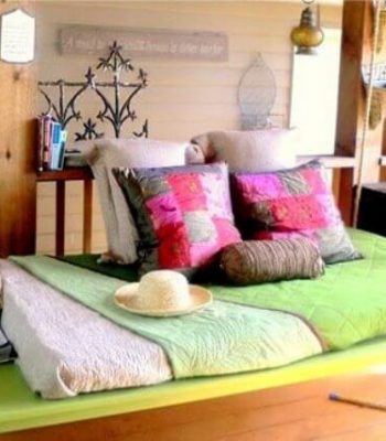 pallet porch swing bed