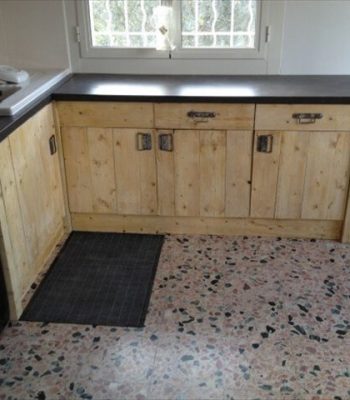 pallet kitchen island