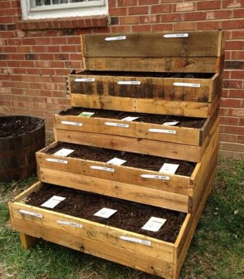Pallet Herb Garden