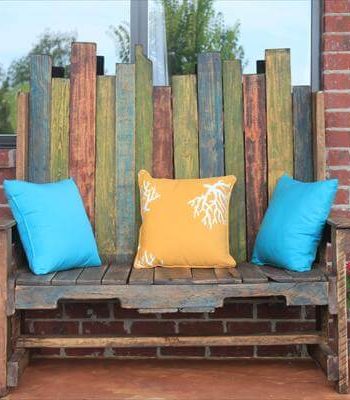 diy pallet bench