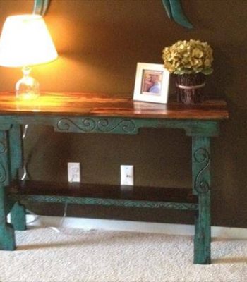 reclaimed pallet table