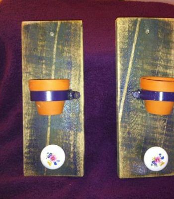 reclaimed pallet pot holder