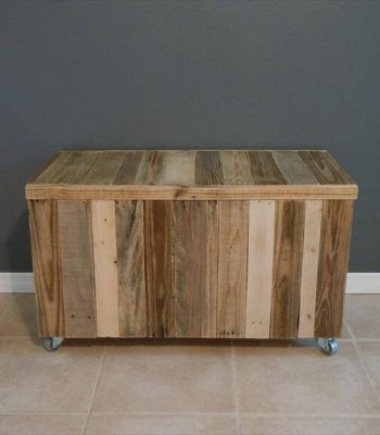 upcycled pallet chest with wheels