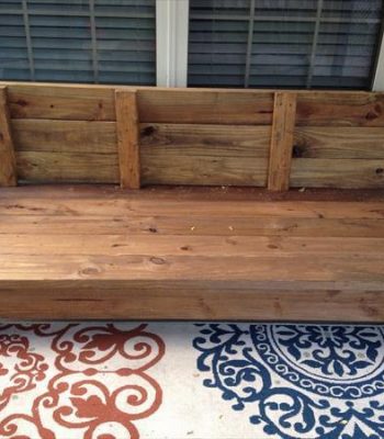 reclaimed pallet couch