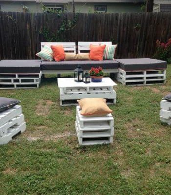 recycled pallet outdoor seating plan