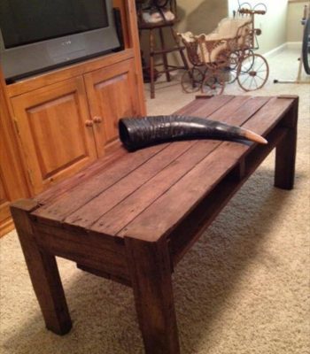 recycled pallet coffee table