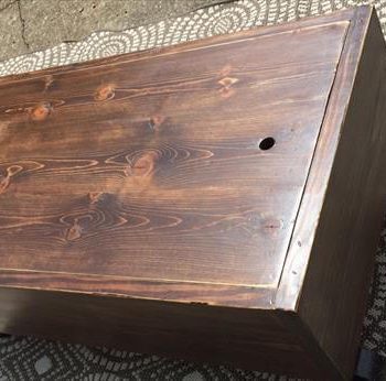 recycled pallet coffee table with storage