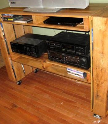 recycled pallet media console with bookshelves