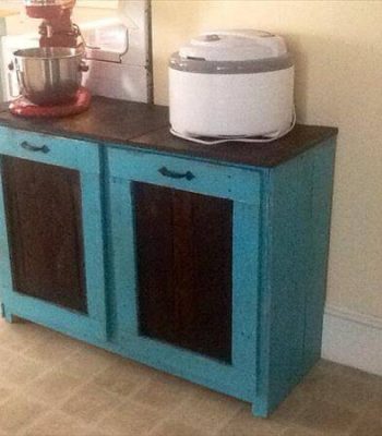 recycled pallet trash bin