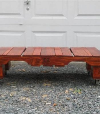 recycled pallet coffee table