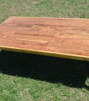 upcycled pallet coffee table