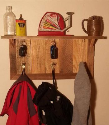 upcycled pallet coat rack and key organizer