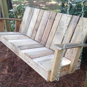 reclaimed pallet outdoor swing