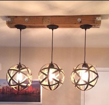 reclaimed pallet light fixture