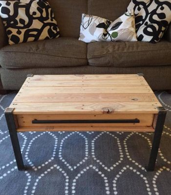 recycled pallet coffee table