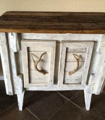 reclaimed pallet sideboard