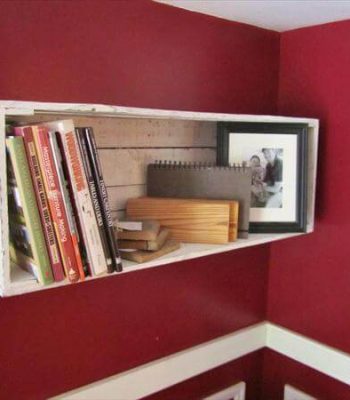 repurposed pallet shelf