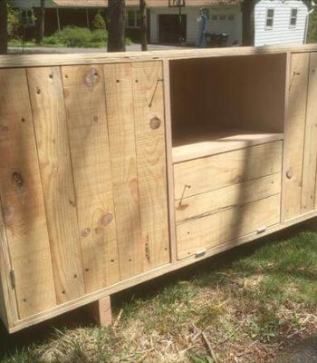 recycled pallet media console and TV unit