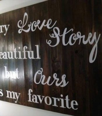 Repurposed pallet king size headboard for wall decor