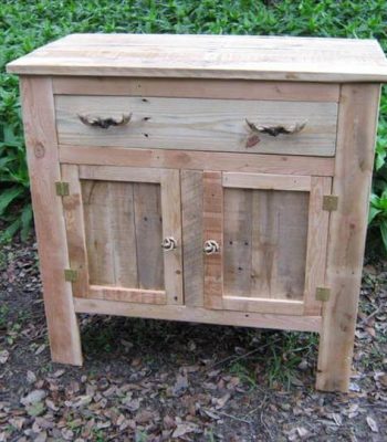 upcycled wooden pallet cabinet or sideboard