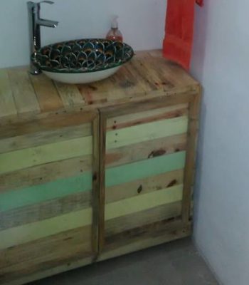 diy pallet bathroom vanity