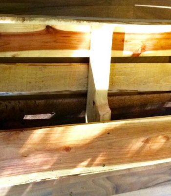 recycled pallet shelf