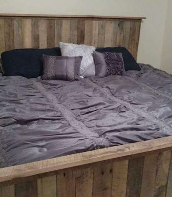 Recycled pallet bed