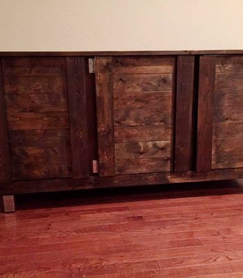 handmade pallet wooden indoor bar