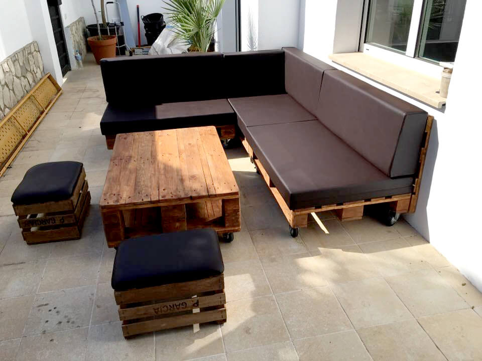 no-cost wooden pallet sectional patio set