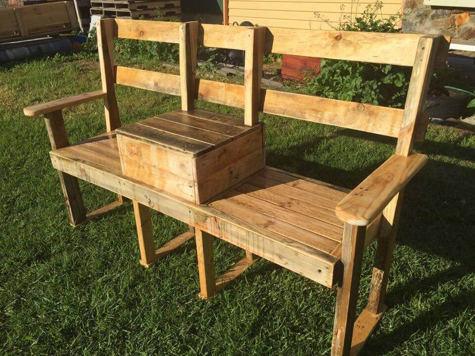 Pallet Bench with Cushion 101 Pallets